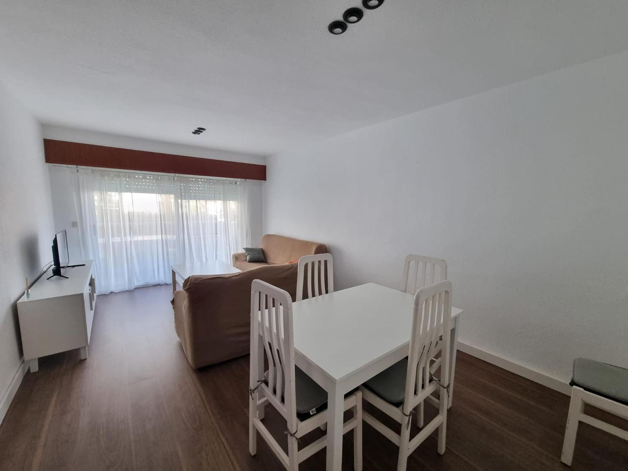 Apartamento En Alquiler Parque 8, Playa De Gandia Eksteriør bilde
