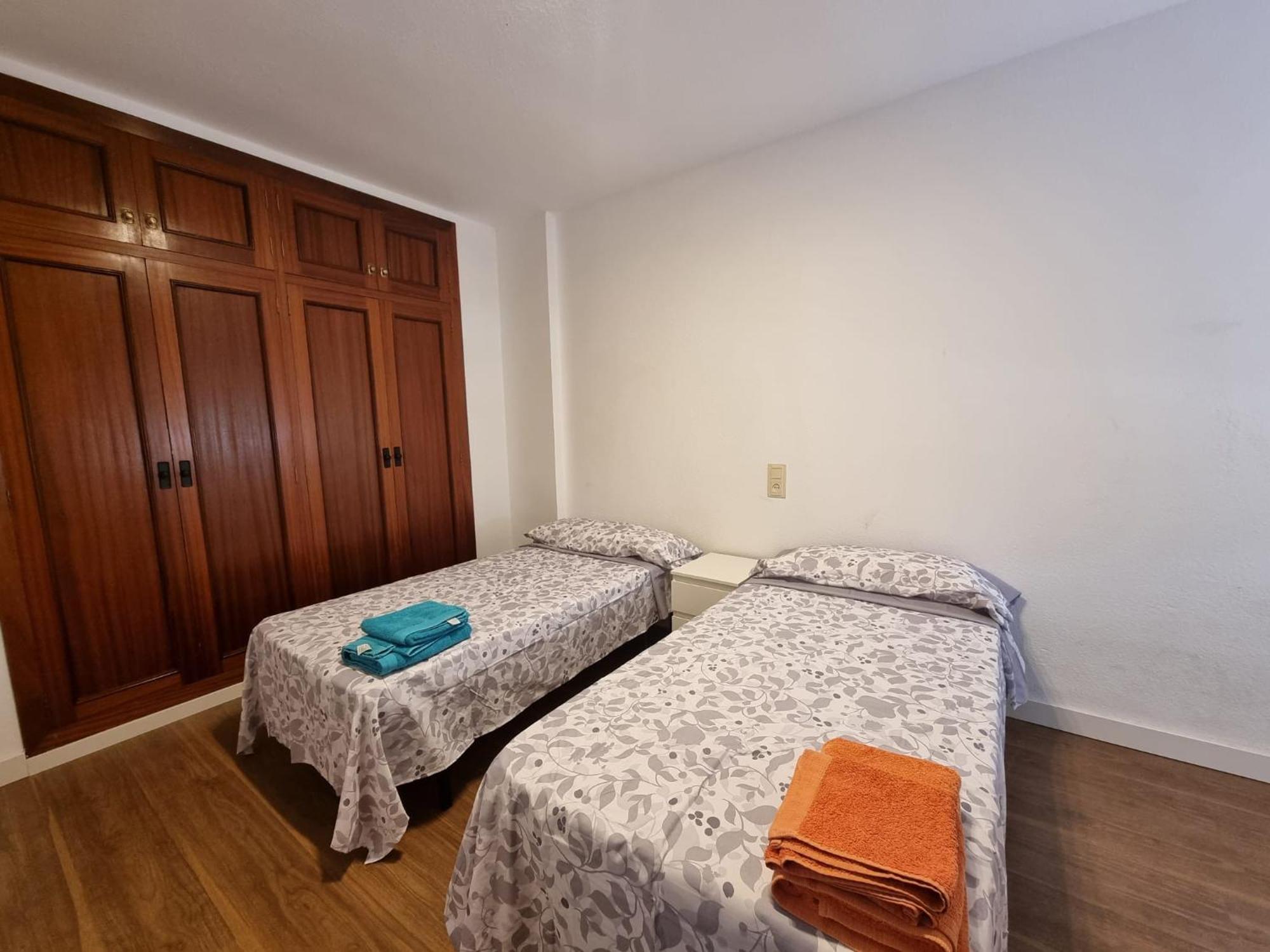 Apartamento En Alquiler Parque 8, Playa De Gandia Eksteriør bilde